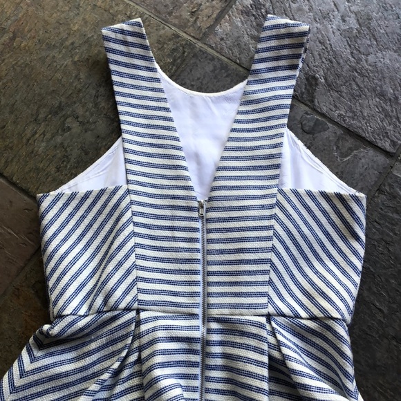 BCBG summer dress - Picture 3 of 4